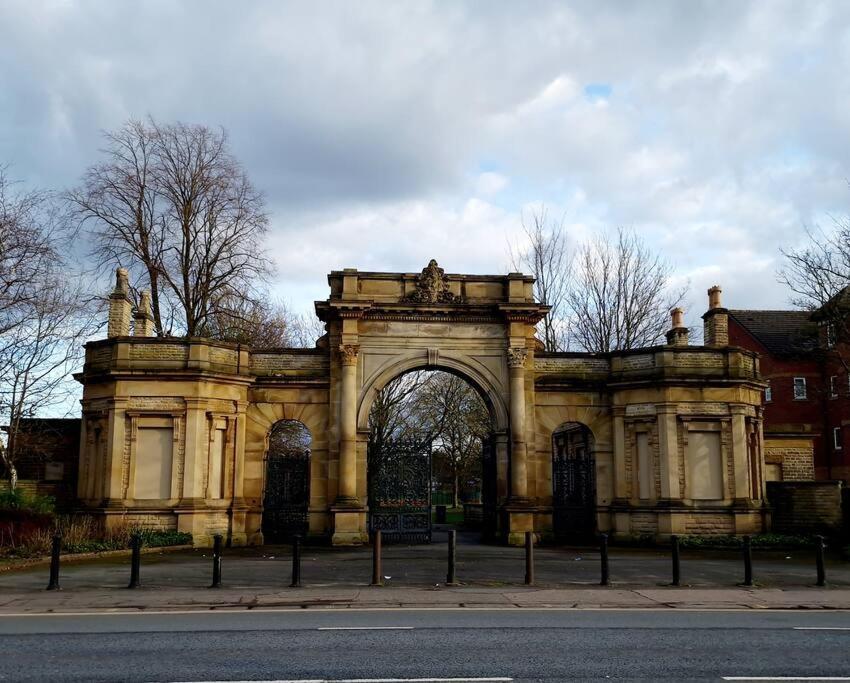 Gorgeous Edwardian Terrace In Old Trafford Vila Manchester Exterior foto